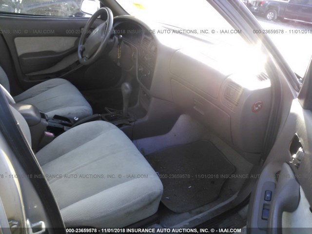 4T1BG12K4TU784233 - 1996 TOYOTA CAMRY DX/LE/XLE ოქროსფერი ფოტო 5