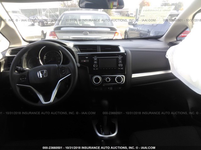 3HGGK5H49KM700310 - 2019 HONDA FIT LX GRAY photo 5