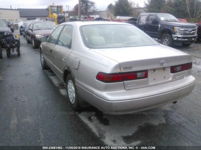 4T1BG22K8XU463968 - 1999 TOYOTA CAMRY CE/LE/XLE 金色 照片 3