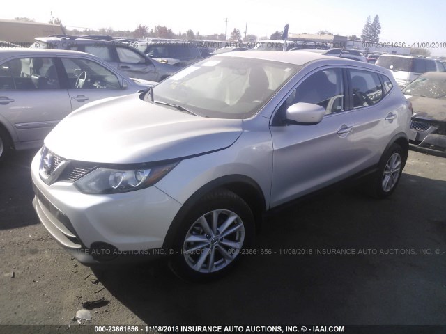 JN1BJ1CP8HW012607 - 2017 NISSAN ROGUE SPORT S/SV/SL SILVER photo 2