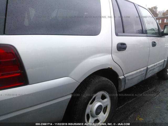 1FMPU14535LA15981 - 2005 FORD EXPEDITION XLS SILVER photo 6