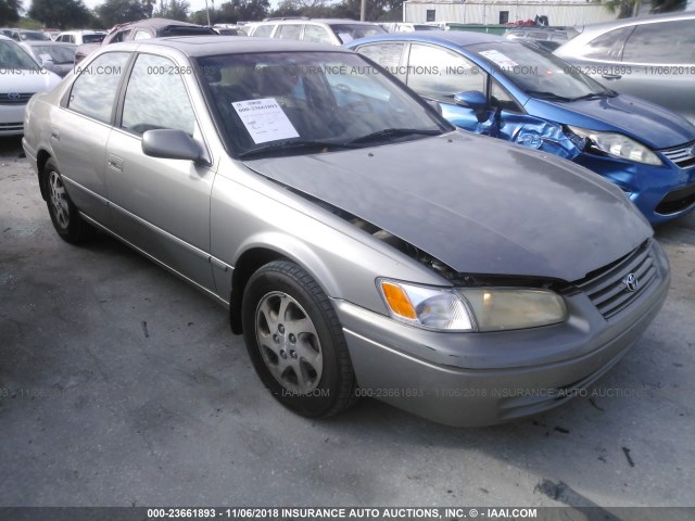 JT2BF28K9X0203951 - 1999 TOYOTA CAMRY LE/XLE Qızıl foto 1