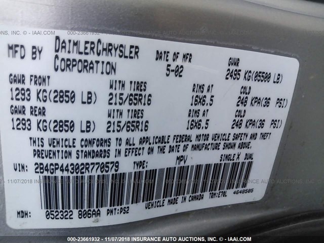 2B4GP44302R770579 - 2002 DODGE GRAND CARAVAN SPORT SILVER photo 9