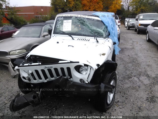 1C4AJWAG7HL671000 - 2017 JEEP WRANGLER SPORT WHITE photo 6