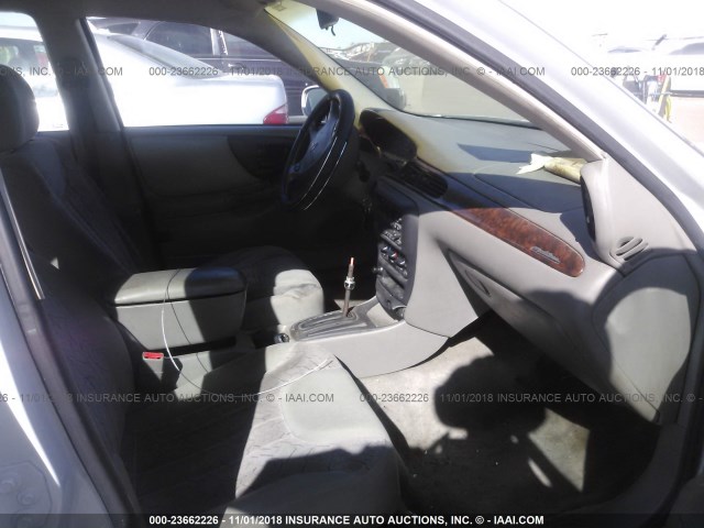 1G1NE52J53M627521 - 2003 CHEVROLET MALIBU LS თეთრი ფოტო 5