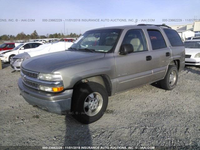 1GNEC13T6YJ207479 - 2000 CHEVROLET TAHOE C1500 GOLD photo 2