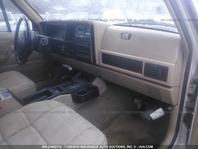 1J4FJ68S6TL188410 - 1996 JEEP CHEROKEE SPORT/CLASSIC თეთრი ფოტო 5