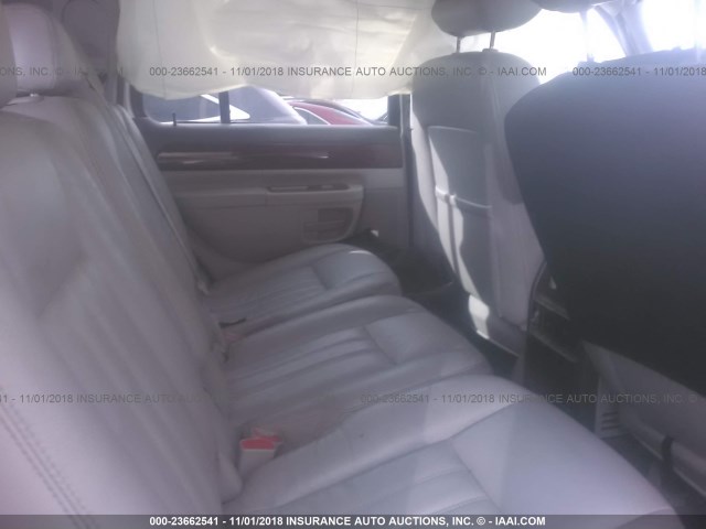 5LMEU68H15ZJ03933 - 2005 LINCOLN AVIATOR GRAY photo 7