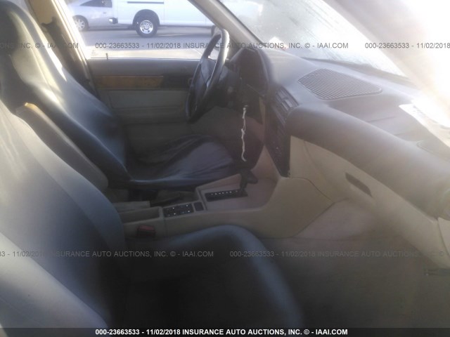 WBAHC2317LGB21677 - 1990 BMW 525 I AUTOMATIC BLACK photo 5