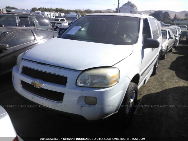 1GBDV13L76D234575 - 2006 CHEVROLET UPLANDER INCOMPLETE WHITE photo 2