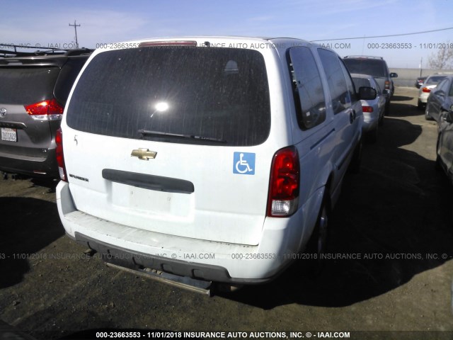 1GBDV13L76D234575 - 2006 CHEVROLET UPLANDER INCOMPLETE WHITE photo 4