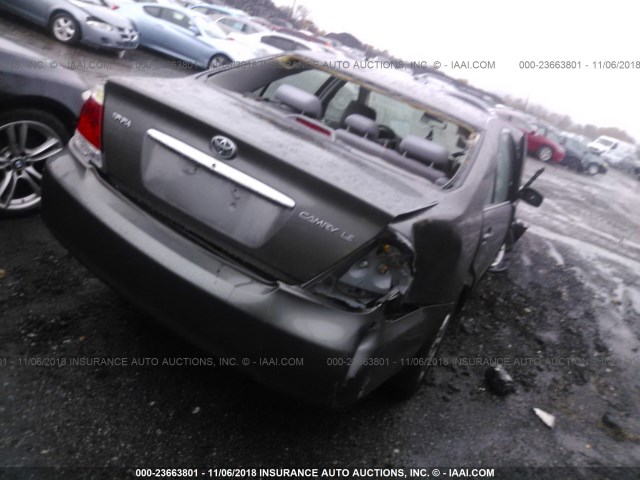 4T1BE30K25U981280 - 2005 TOYOTA CAMRY LE/XLE/SE 灰色 照片 4