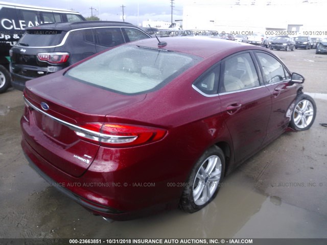 3FA6P0LU4JR141469 - 2018 FORD FUSION SE HYBRID RED photo 4