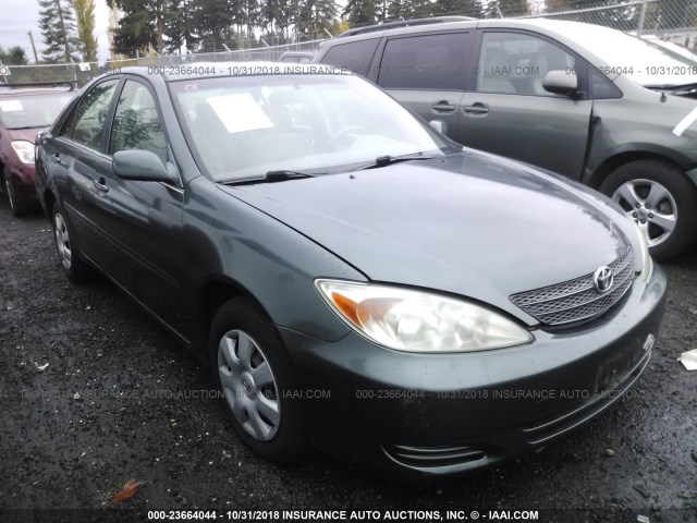 JTDBE32K620078800 - 2002 TOYOTA CAMRY LE/XLE/SE GREEN photo 1