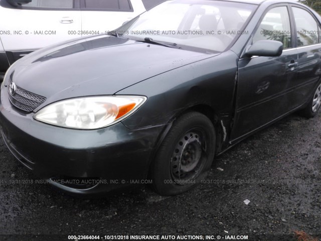 JTDBE32K620078800 - 2002 TOYOTA CAMRY LE/XLE/SE GREEN photo 6