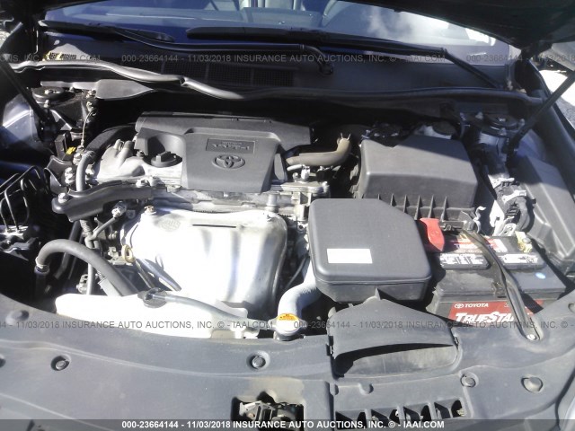 4T1BF1FK9GU187565 - 2016 TOYOTA CAMRY LE/XLE/SE/XSE 海军蓝 照片 10