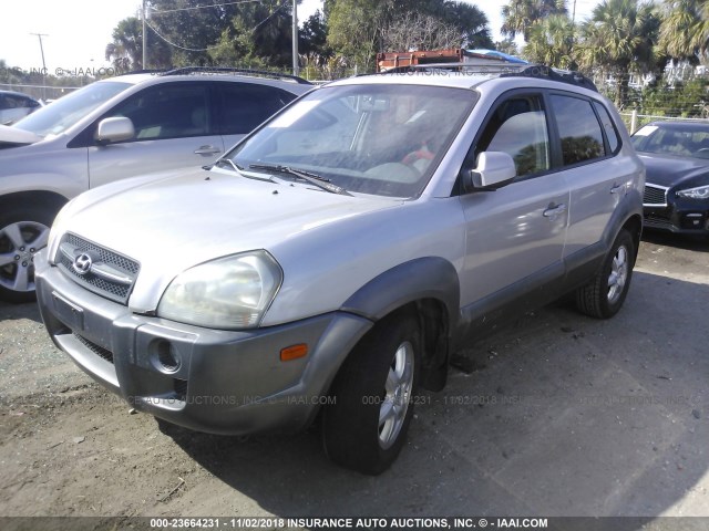 KM8JN72D05U168618 - 2005 HYUNDAI TUCSON GLS/LX SILVER photo 2