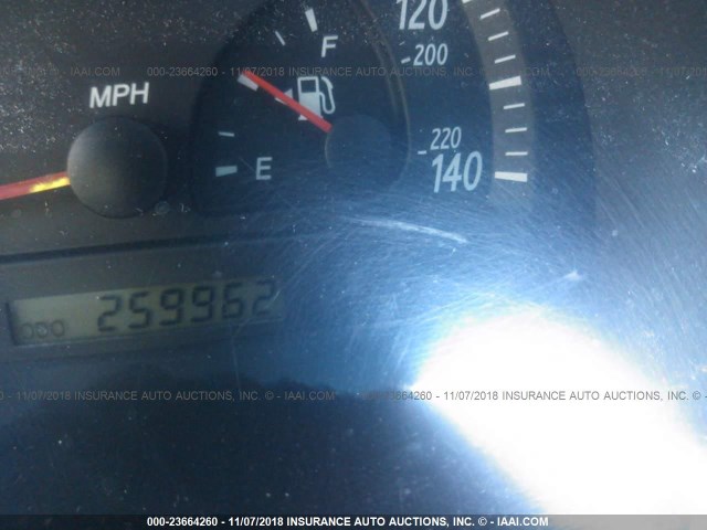 4T1BE32K22U560118 - 2002 TOYOTA CAMRY LE/XLE/SE SILVER photo 7