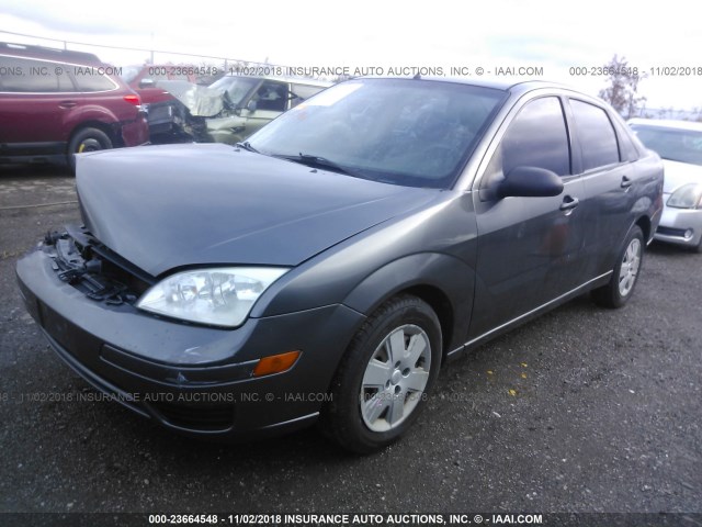 1FAFP34N37W293337 - 2007 FORD FOCUS ZX4/S/SE/SES GRAY photo 2