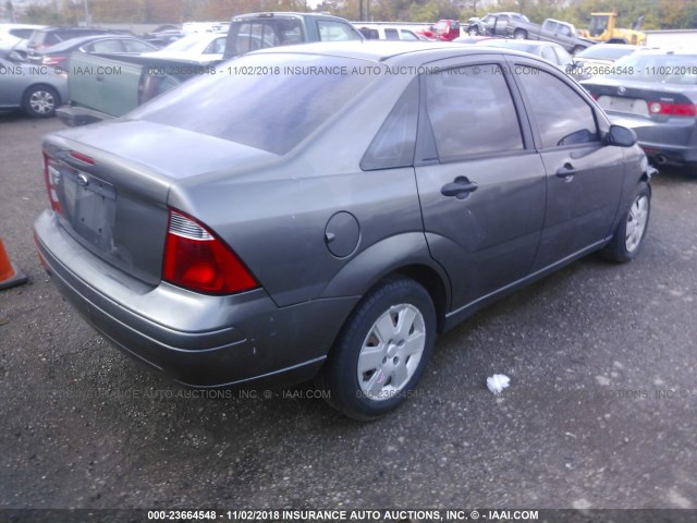 1FAFP34N37W293337 - 2007 FORD FOCUS ZX4/S/SE/SES ნაცრისფერი ფოტო 4