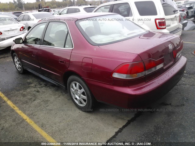 1HGCG668X2A112246 - 2002 HONDA ACCORD EX/SE RED photo 3