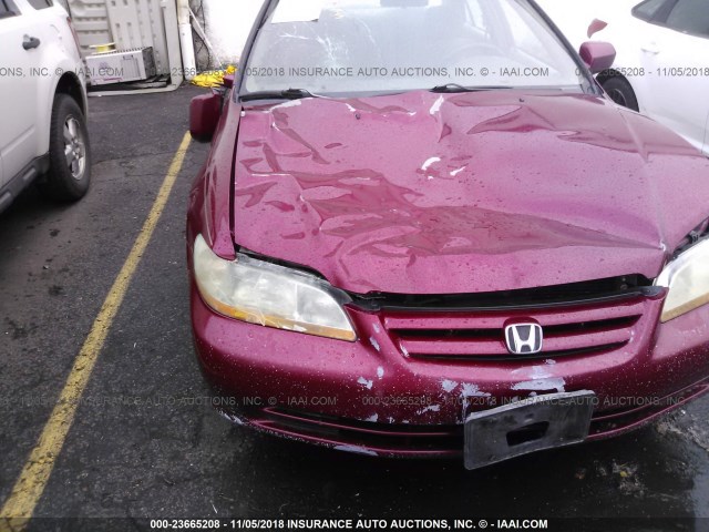 1HGCG668X2A112246 - 2002 HONDA ACCORD EX/SE RED photo 6