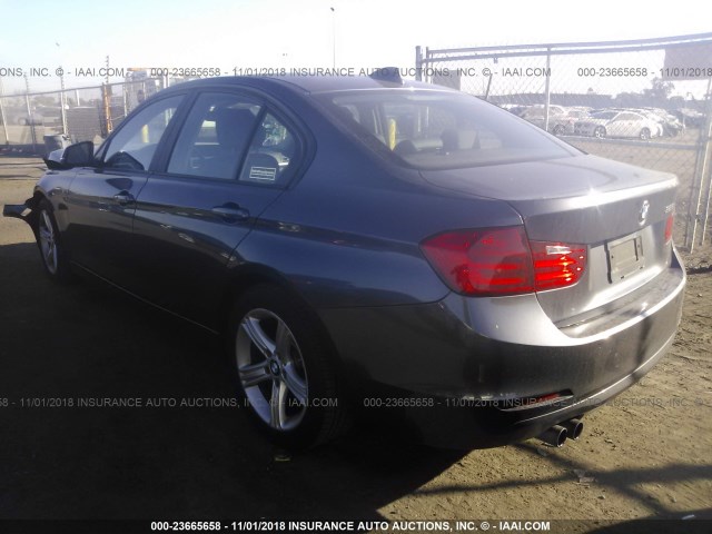 WBA3C1C58DF434958 - 2013 BMW 328 I SULEV GRAY photo 3