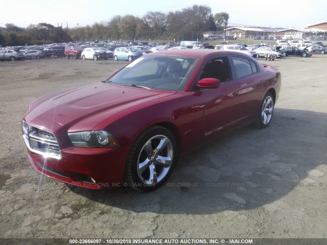 2C3CDXCT2CH199041 - 2012 DODGE CHARGER R/T RED photo 2