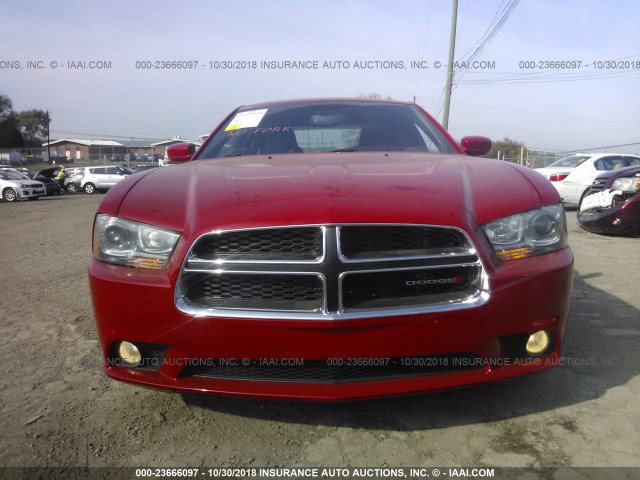 2C3CDXCT2CH199041 - 2012 DODGE CHARGER R/T RED photo 6
