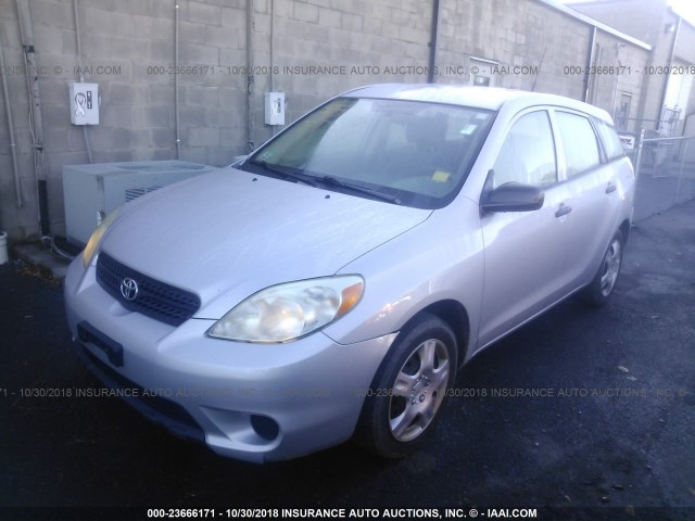 2T1KR30E77C628150 - 2007 TOYOTA COROLLA MATRIX XR SILVER photo 2