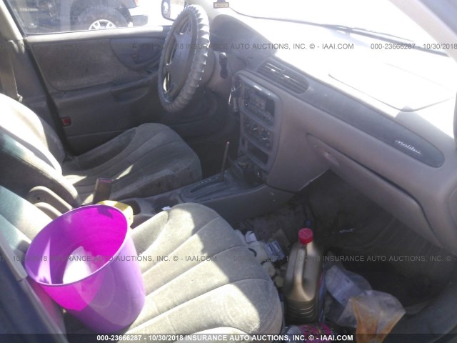 1G1ND52M5X6266010 - 1999 CHEVROLET MALIBU 米色 照片 5