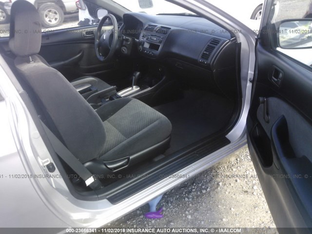 1HGEM221X5L071323 - 2005 HONDA CIVIC DX VP SILVER photo 5
