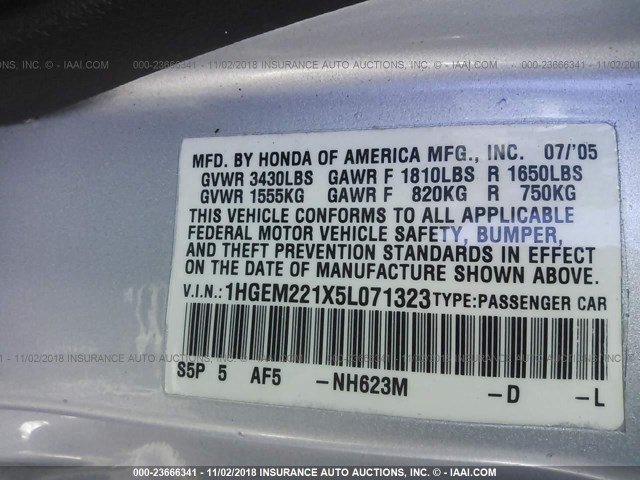 1HGEM221X5L071323 - 2005 HONDA CIVIC DX VP SILVER photo 9