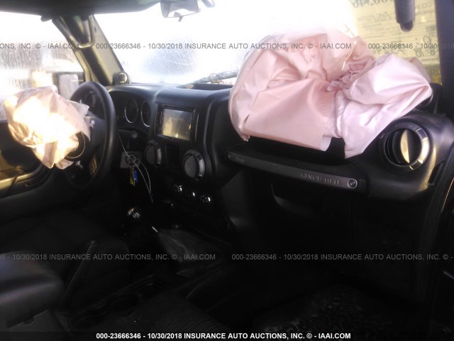 1C4AJWAG7CL133681 - 2012 JEEP WRANGLER SPORT 黑色 照片 5