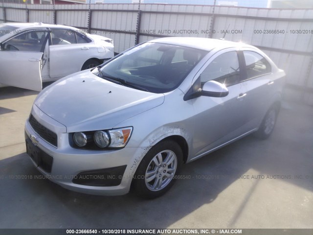 1G1JA5SH5C4155358 - 2012 CHEVROLET SONIC LS SILVER photo 2