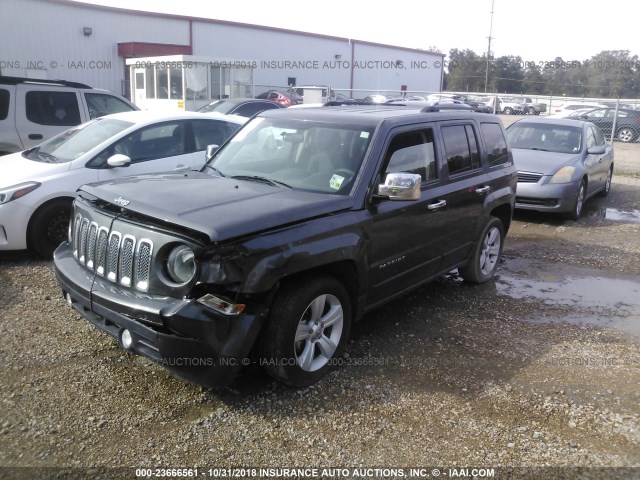 1C4NJPFB0FD377689 - 2015 JEEP PATRIOT LATITUDE GRAY photo 2