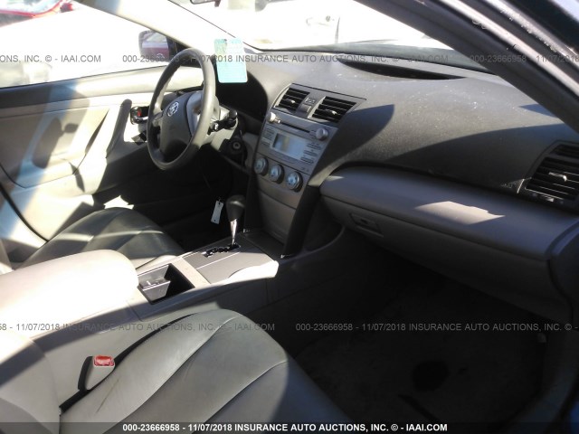 4T1BE46K27U670836 - 2007 TOYOTA CAMRY NEW GENERAT CE/LE/XLE/SE GRAY photo 5