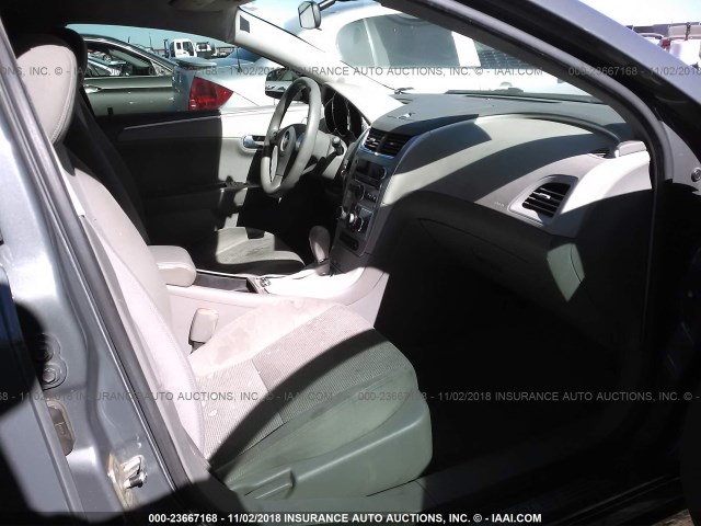 1G1ZG57B08F190049 - 2008 CHEVROLET MALIBU LS ნაცრისფერი ფოტო 5