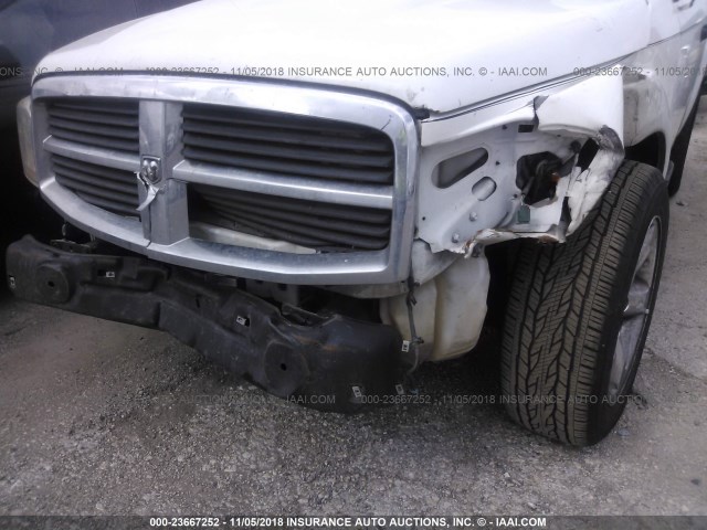 1D4HD38NX4F186077 - 2004 DODGE DURANGO ST WHITE photo 6