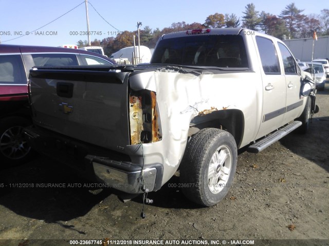 3GCEK13Y67G557296 - 2007 CHEVROLET SILVERADO K1500 CREW CAB GRAY photo 4