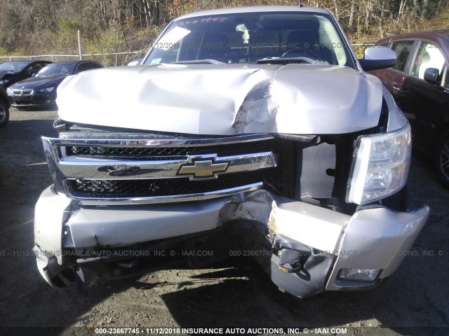 3GCEK13Y67G557296 - 2007 CHEVROLET SILVERADO K1500 CREW CAB GRAY photo 6