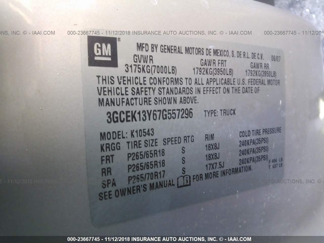 3GCEK13Y67G557296 - 2007 CHEVROLET SILVERADO K1500 CREW CAB GRAY photo 9