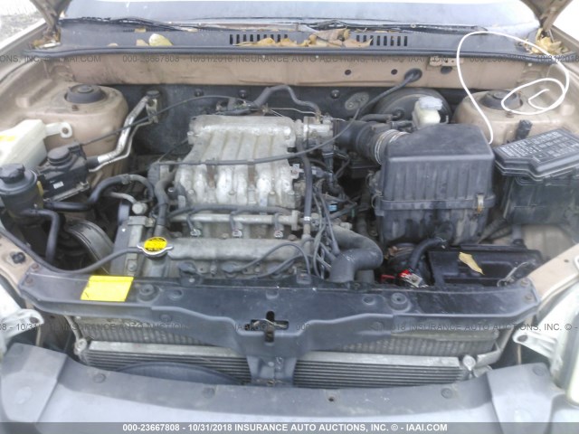 KM8SC83D71U017140 - 2001 HYUNDAI SANTA FE GLS/LX GOLD photo 10