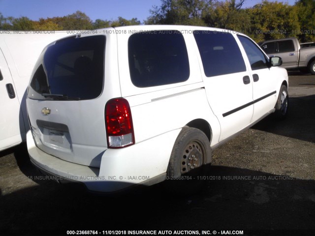 1GNDV23W48D167603 - 2008 CHEVROLET UPLANDER LS WHITE photo 4