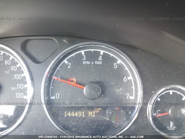 1GNDV23W48D167603 - 2008 CHEVROLET UPLANDER LS WHITE photo 7