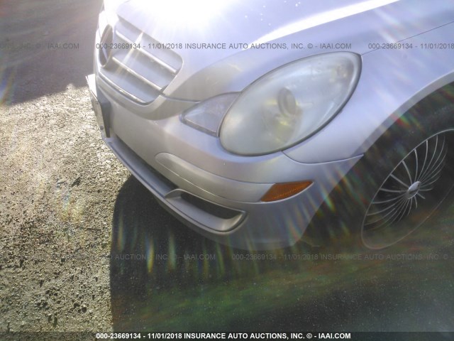 4JGCB75E86A013971 - 2006 MERCEDES-BENZ R 500 SILVER photo 6