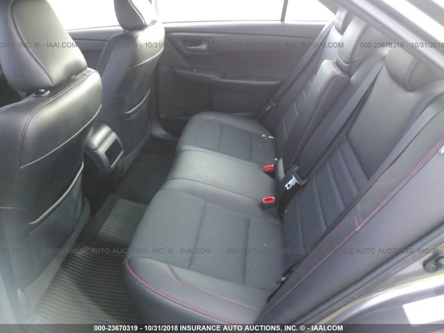 4T1BF1FK0HU382701 - 2017 TOYOTA CAMRY LE/XLE/SE/XSE GRAY photo 8