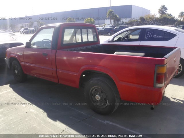 JM2UF1135J0325920 - 1988 MAZDA B2200 SHORT BED RED photo 3