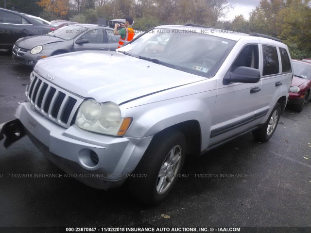 1J4GR48K76C107470 - 2006 JEEP GRAND CHEROKEE LAREDO/COLUMBIA/FREEDOM 银色 照片 2