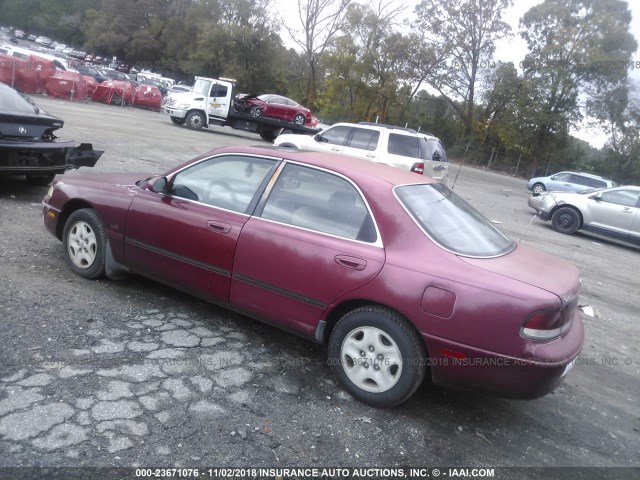 1YVGE22A3P5137233 - 1993 MAZDA 626 DX/LX RED photo 3